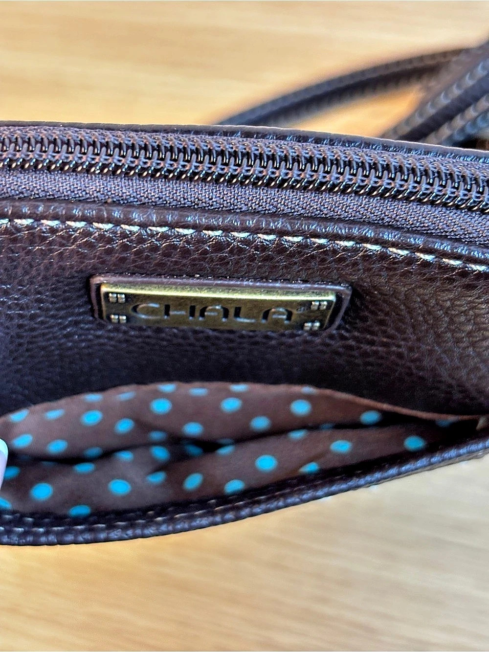 Chala Moose Cellphone Crossbody Bag Brown & Black Vegan Leather - Picture 4 of 8